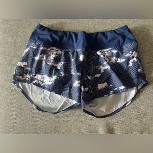 Oiselle Roga Shorts